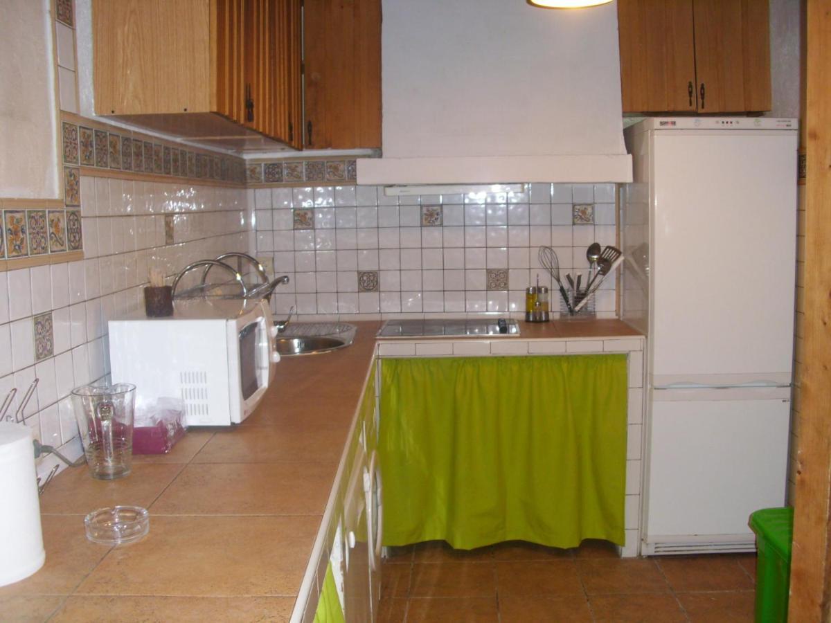 Casa Rural Con Jacuzzi Taberna Del Tio Pedro Cabanas de Polendos エクステリア 写真